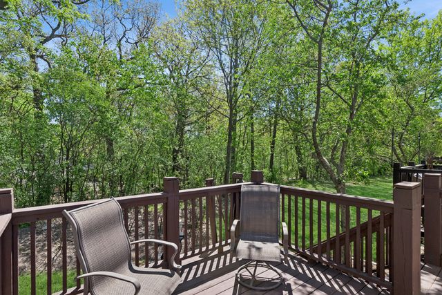 1213 W Lake Drive, Cary, IL 60013