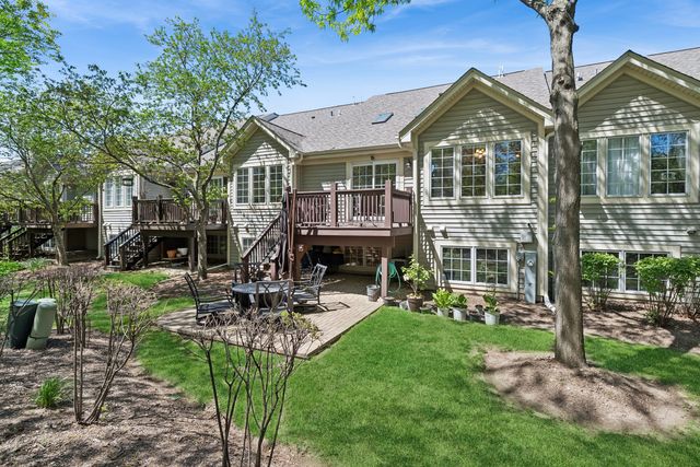 1213 W Lake Drive, Cary, IL 60013