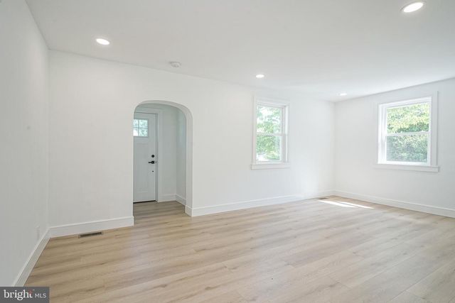 2324 ALMIRA AVE, Atco, NJ 08004