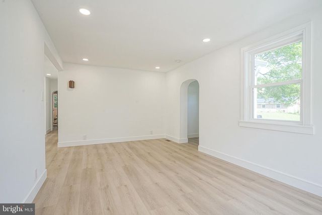 2324 ALMIRA AVE, Atco, NJ 08004