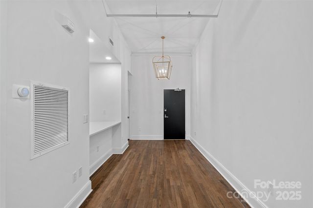 310 Arlington Avenue 221, Charlotte, NC 28203