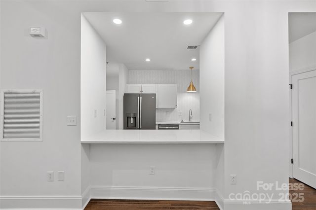 310 Arlington Avenue 221, Charlotte, NC 28203