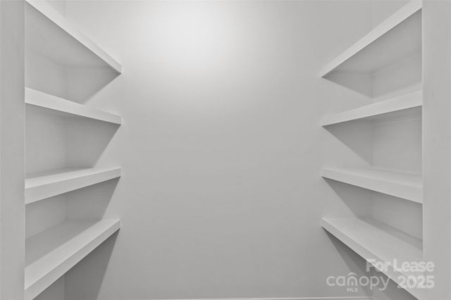 310 Arlington Avenue 221, Charlotte, NC 28203