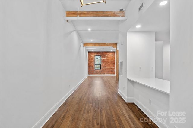 310 Arlington Avenue 221, Charlotte, NC 28203