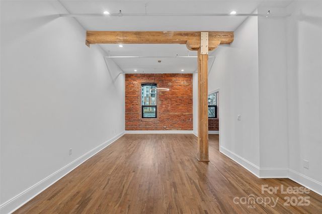 310 Arlington Avenue 221, Charlotte, NC 28203