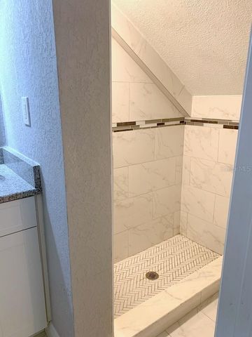 115 W ALLISON COURT, Tampa, FL 33603