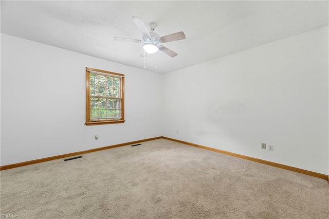 6252 Summerville DR, Gloucester, VA 23061
