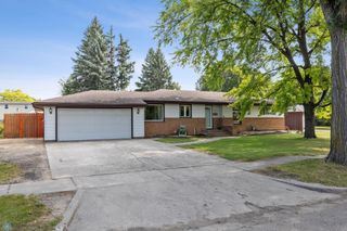 2212 5th Street S, Moorhead, MN 56560