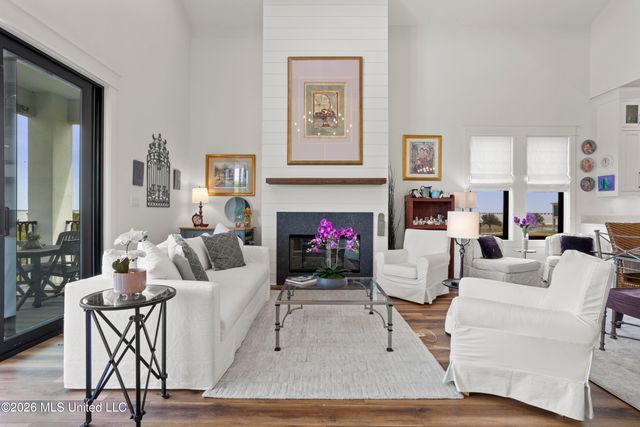 10 Chapel Hill Road, Bay Saint Louis, MS 39520