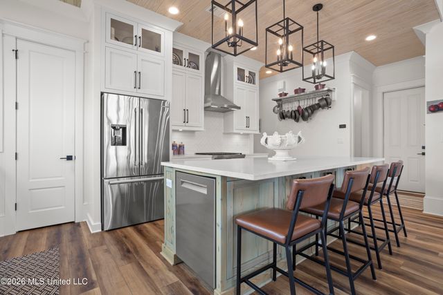 10 Chapel Hill Road, Bay Saint Louis, MS 39520
