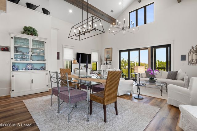 10 Chapel Hill Road, Bay Saint Louis, MS 39520
