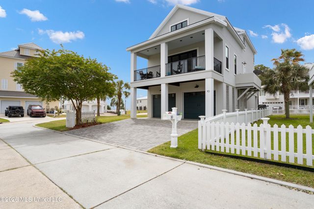 10 Chapel Hill Road, Bay Saint Louis, MS 39520