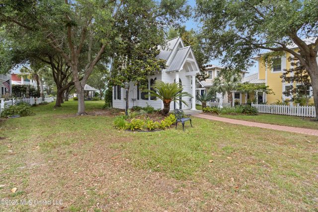 10 Chapel Hill Road, Bay Saint Louis, MS 39520