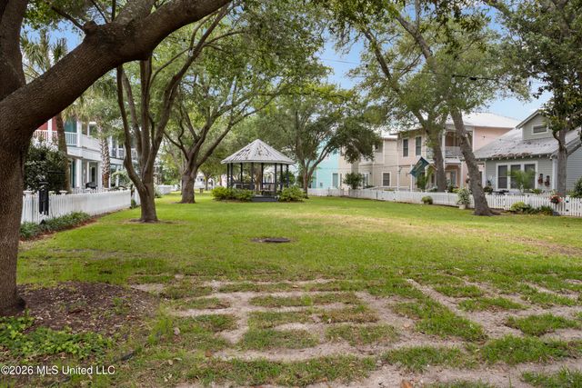 10 Chapel Hill Road, Bay Saint Louis, MS 39520