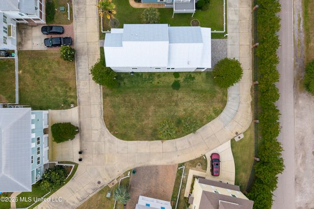 10 Chapel Hill Road, Bay Saint Louis, MS 39520