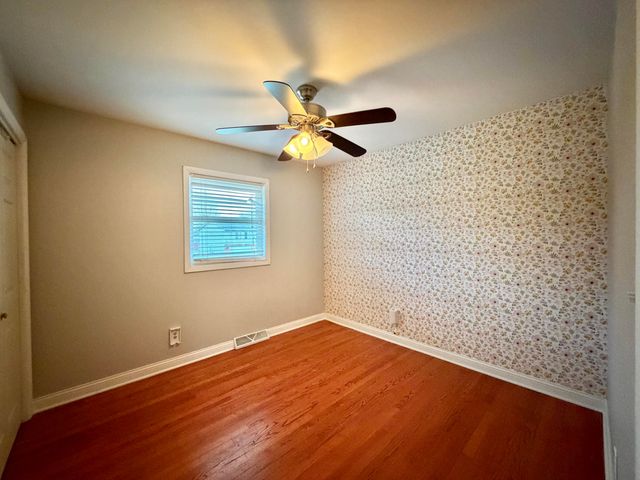 3063 Parkwood Place, Crown Point, IN 46307