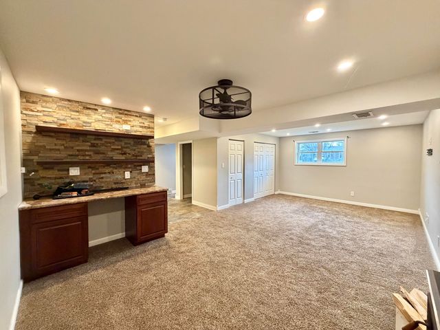 3063 Parkwood Place, Crown Point, IN 46307