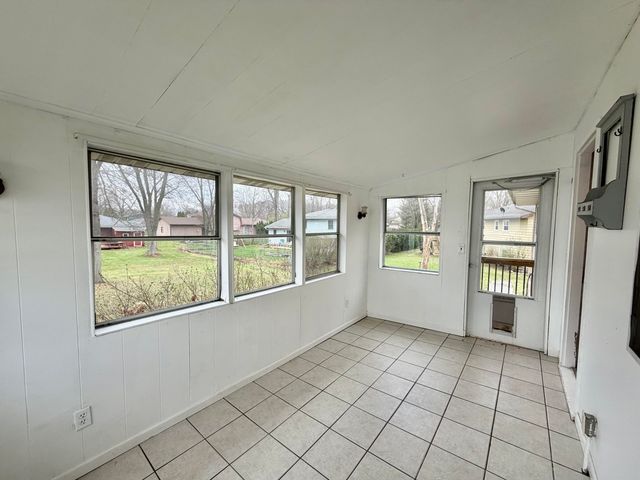 3063 Parkwood Place, Crown Point, IN 46307