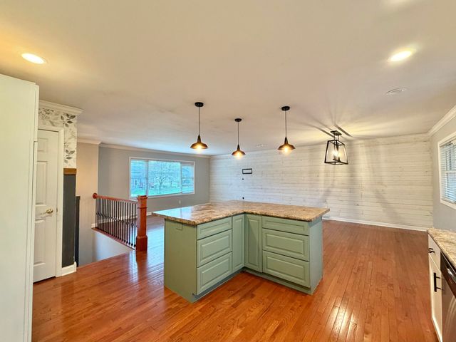 3063 Parkwood Place, Crown Point, IN 46307