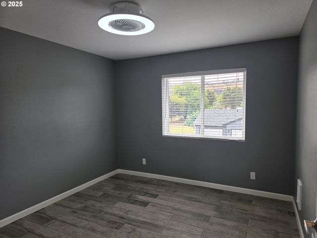 260 LONE PINE Ln 2, The Dalles, OR 97058