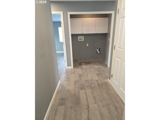 260 LONE PINE Ln 2, The Dalles, OR 97058