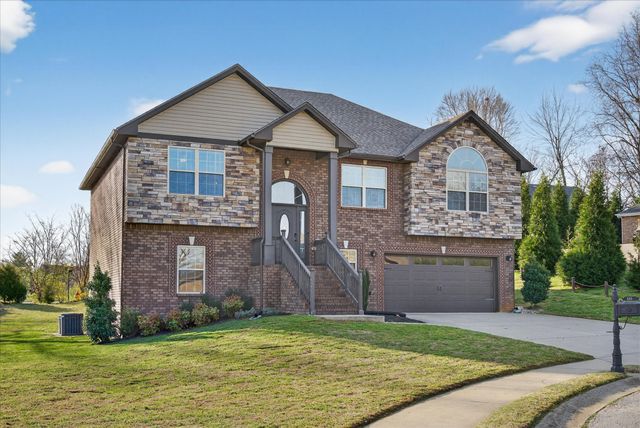 161 Roanoke Station Cir, Clarksville, TN 37043