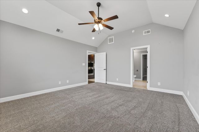 161 Roanoke Station Cir, Clarksville, TN 37043