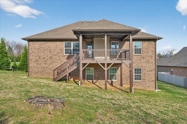 161 Roanoke Station Cir, Clarksville, TN 37043