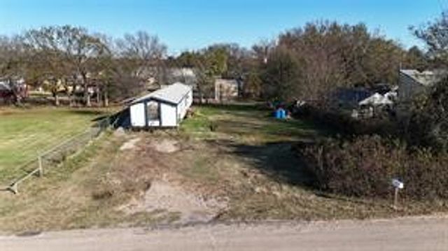 Land 214 Pearson Lane, Azle, TX 76020