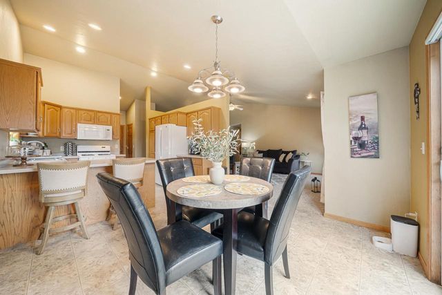 103 GREEN WAY DRIVE, Combined Locks, WI 54113