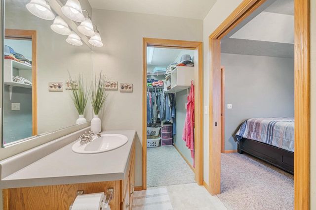 103 GREEN WAY DRIVE, Combined Locks, WI 54113