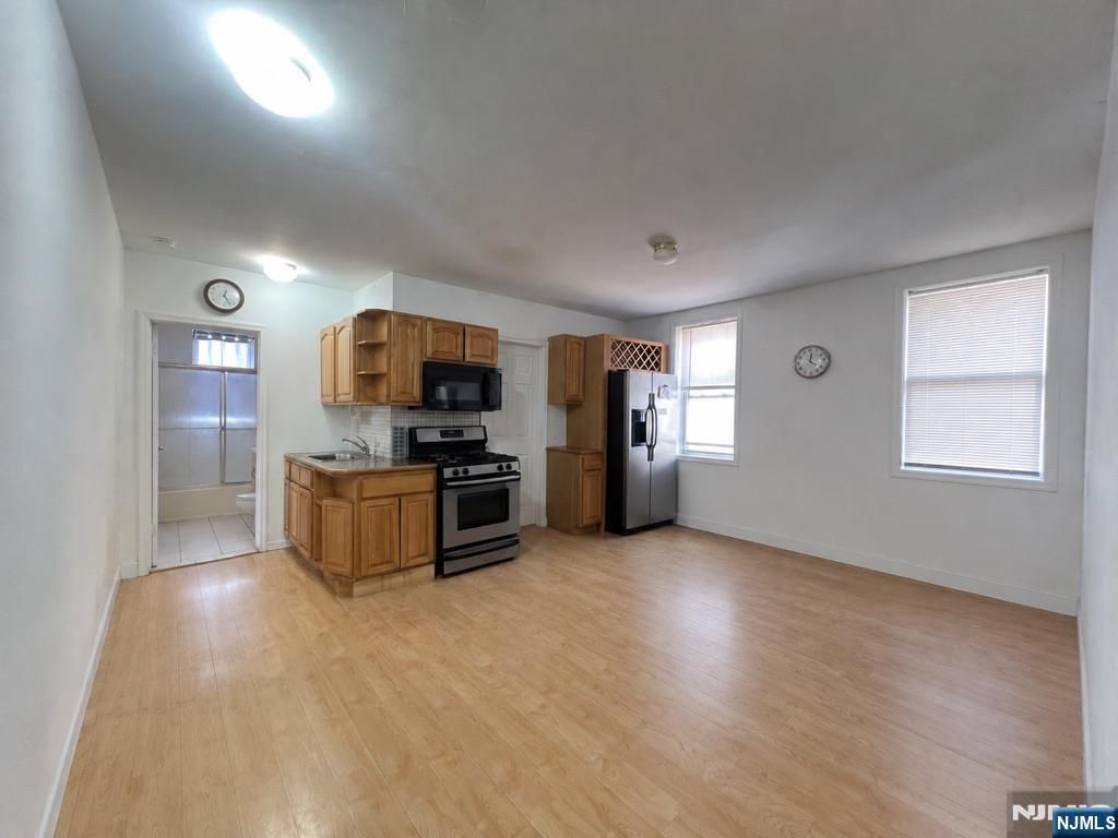 201 45th Street 504, Union City, NJ 07087