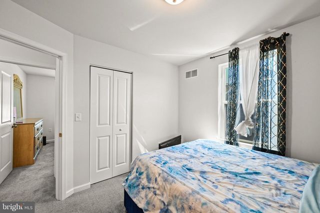 69 LESTER AVE, York, PA 17408