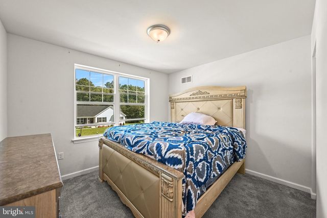 69 LESTER AVE, York, PA 17408