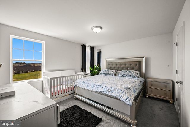 69 LESTER AVE, York, PA 17408