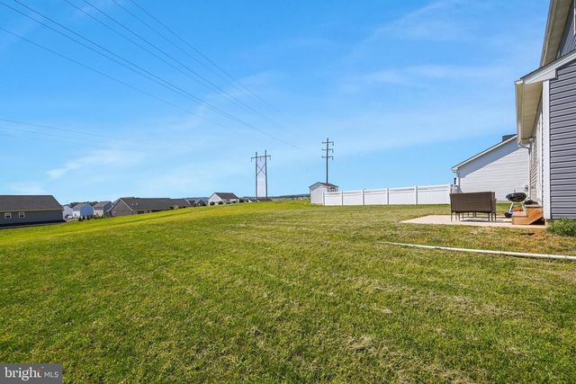 69 LESTER AVE, York, PA 17408