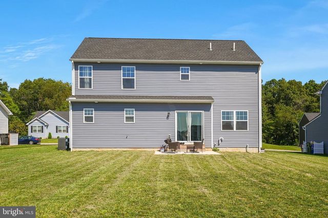 69 LESTER AVE, York, PA 17408