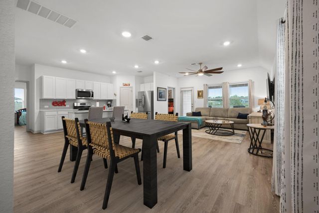 110 Johnson Draw RD, Hutto, TX 78634