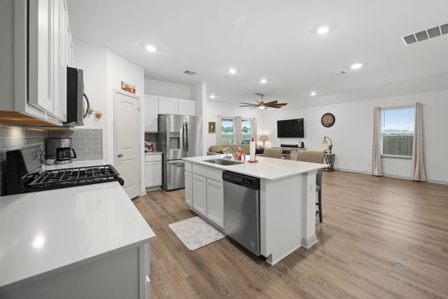 110 Johnson Draw RD, Hutto, TX 78634