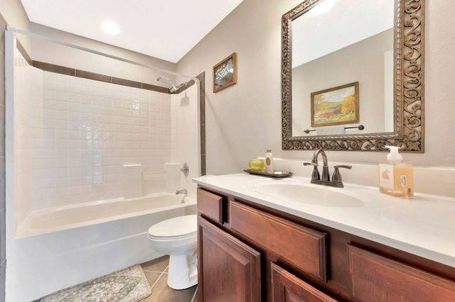 833 N Bracken Cir, Wichita, KS 67206