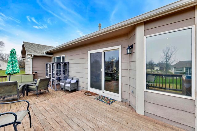 833 N Bracken Cir, Wichita, KS 67206