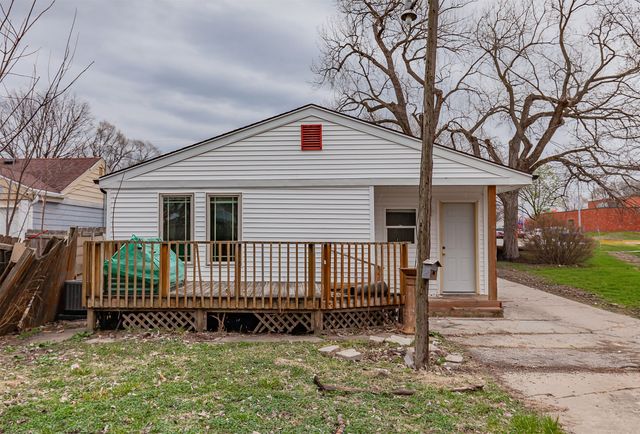 1340 E 17th Court, Des Moines, IA 50316