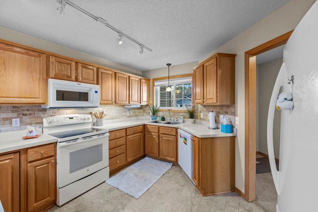 13008 Echo Lane, Apple Valley, MN 55124