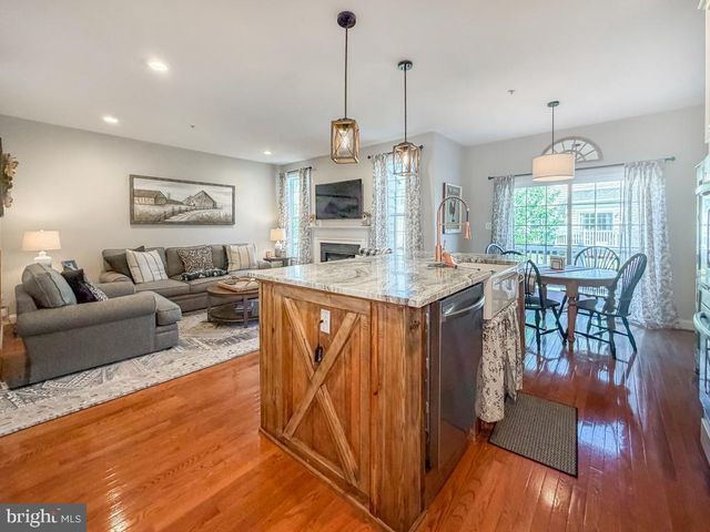 2410 ROSEMONT TER, Furlong, PA 18925