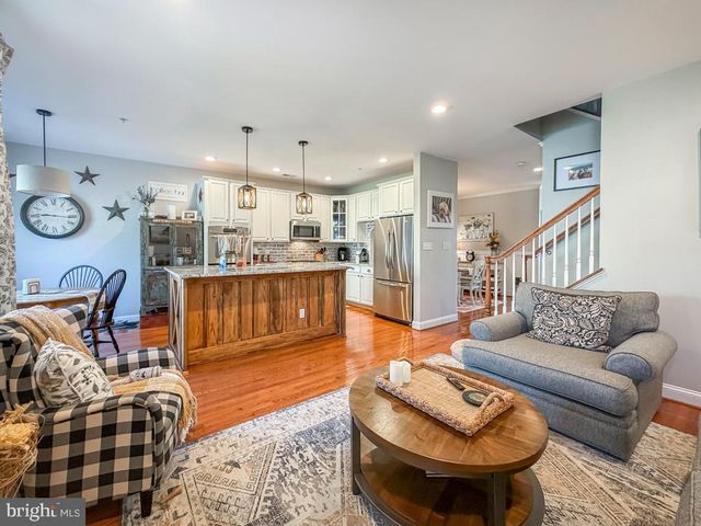 2410 ROSEMONT TER, Furlong, PA 18925