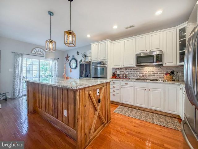 2410 ROSEMONT TER, Furlong, PA 18925
