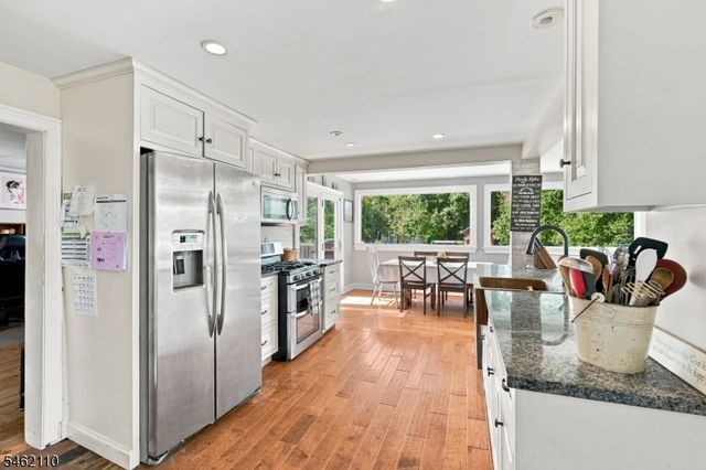 193 Sunnymead Rd, Hillsborough Twp., NJ 08844