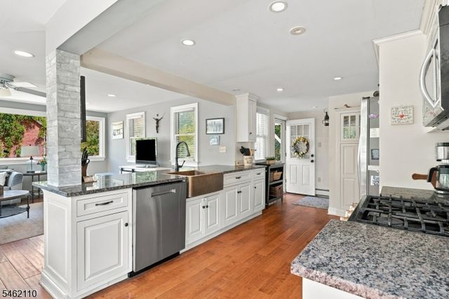 193 Sunnymead Rd, Hillsborough Twp., NJ 08844