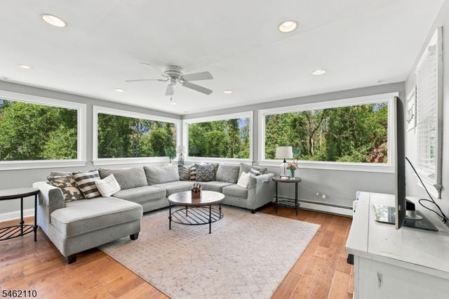 193 Sunnymead Rd, Hillsborough Twp., NJ 08844