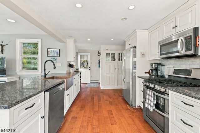 193 Sunnymead Rd, Hillsborough Twp., NJ 08844